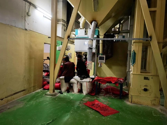 Pirinç Paketleme Makinesi, DCS-50FB-C Elektronik Kantitatif Paketleme Ölçeği, Gerçek renkli dokunmatik ekran