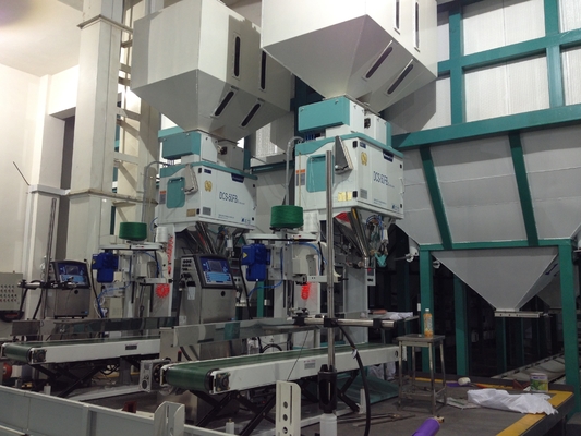 Ewinall Granül Gıda Tahıl Torbası Dolum Makinesi 0.5MPa PLC Servo Motor