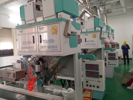CE Kantitatif Tahıl Torbası Dolum Makinesi 16.7L / Min 1200 Torba / H