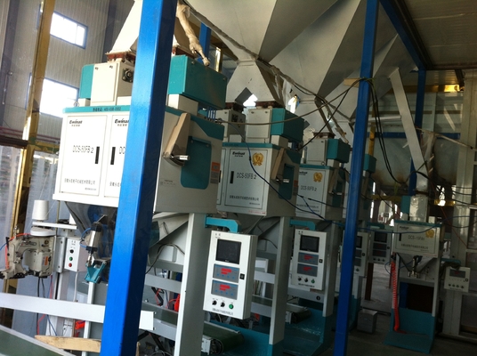 Dokunmatik Ekranlı Vakum Tuğla 25kg Torba Paketleme Ölçeği Makinesi Metller Toledo Yük Hücresi AC380V