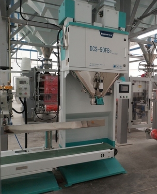 Pirinç Paketleme Makinesi 5 - 50kg Yüksek Hızlı Konveyör Otomatik Kaldırma